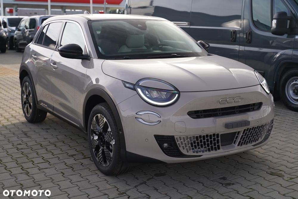 Fiat 600 1.2 Turbo Hybrid La Prima eDCT - 3