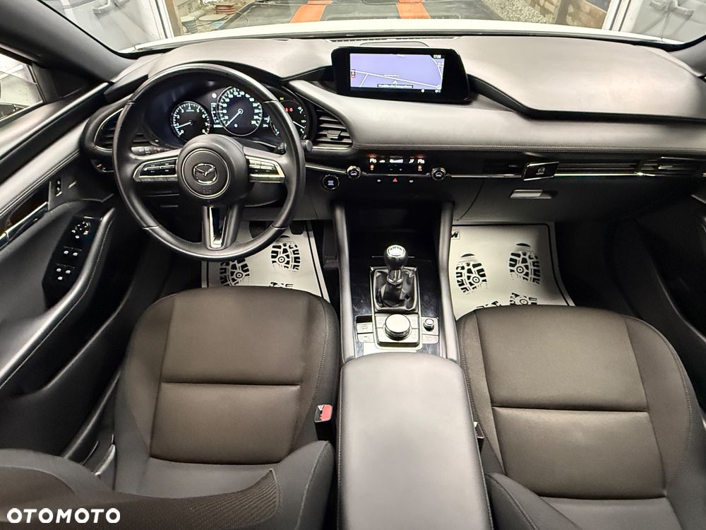 Mazda 3 - 9