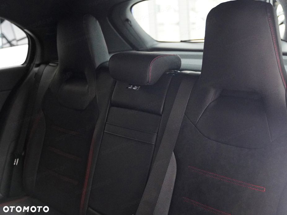 Mercedes-Benz Klasa A 220 4-Matic AMG Line 8G-DCT - 13