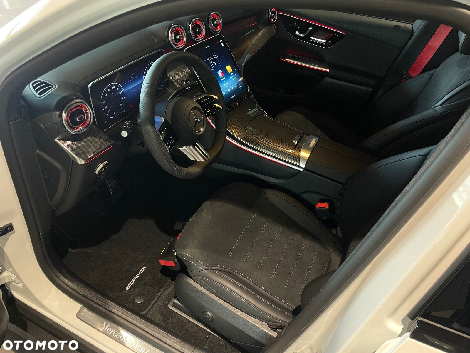 Mercedes-Benz GLC - 9