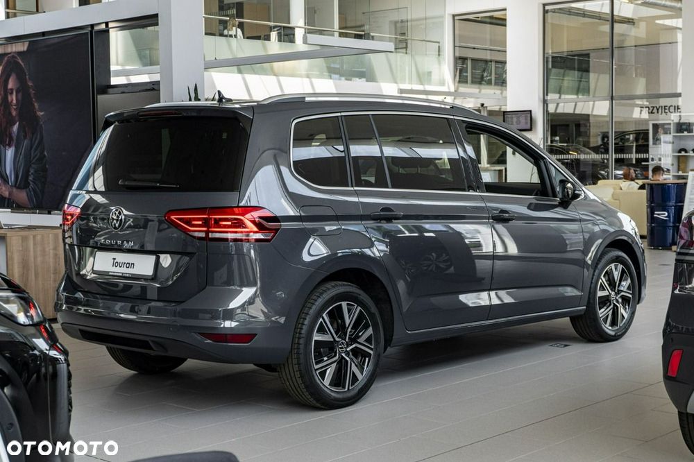 Volkswagen Touran - 7