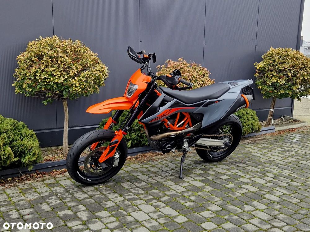 KTM SMC - 4