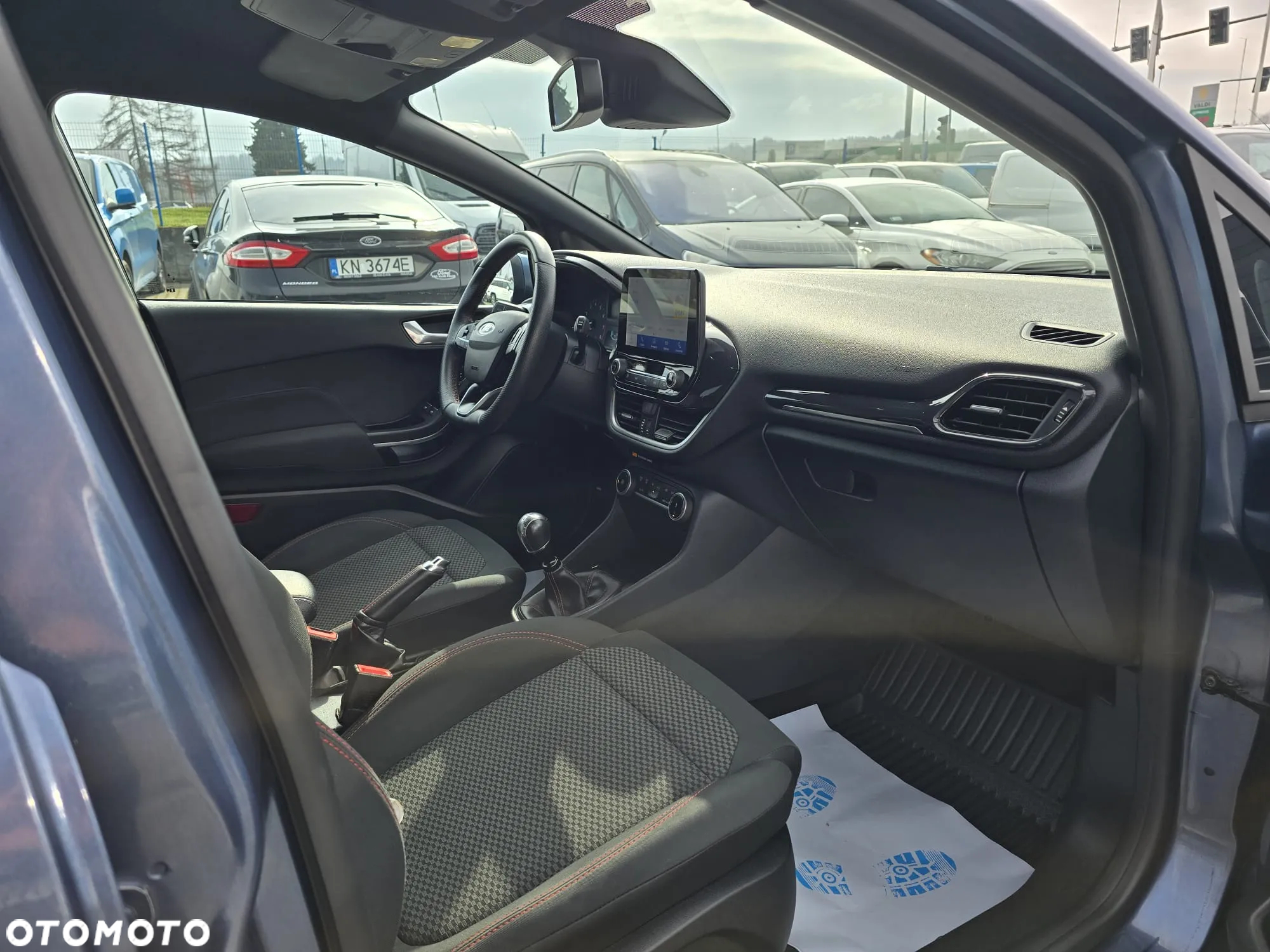 Ford Fiesta 1.0 EcoBoost S&S ST-LINE - 14