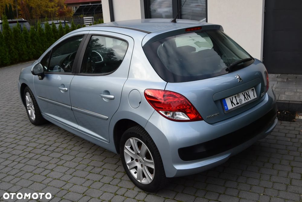 Peugeot 207 120 VTi Automatik Premium - 11