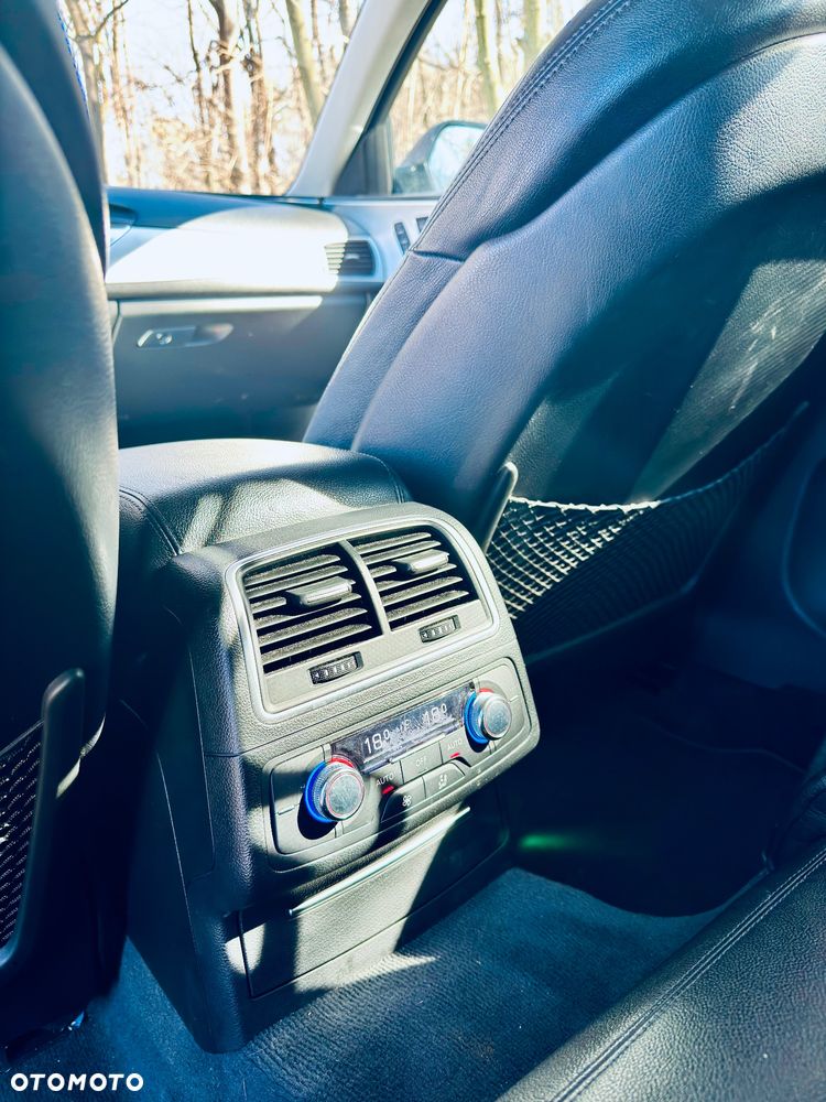 Audi A6 Avant 3.0 TDI DPF quattro S tronic - 17