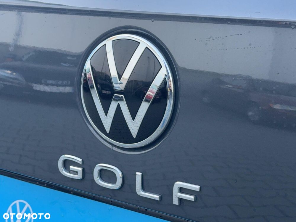 Volkswagen Golf Variant - 10