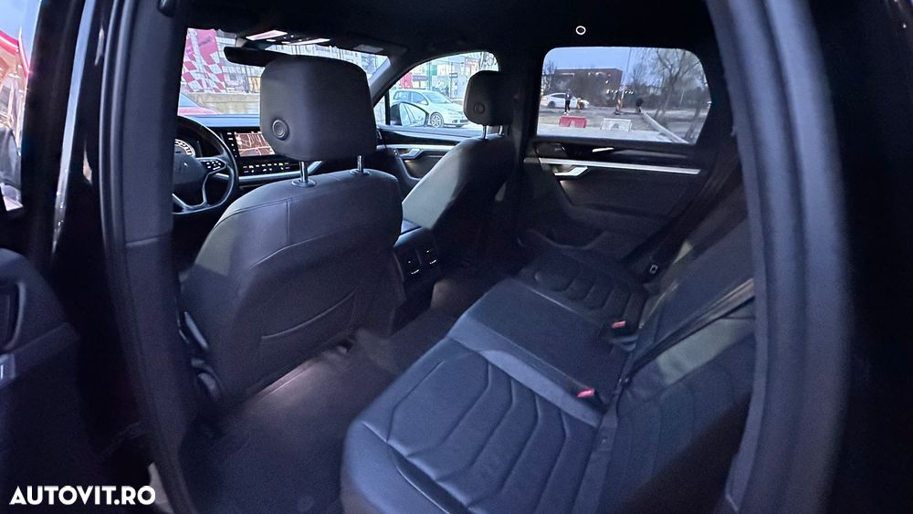 Volkswagen Touareg V6 TDI Elegance - 20