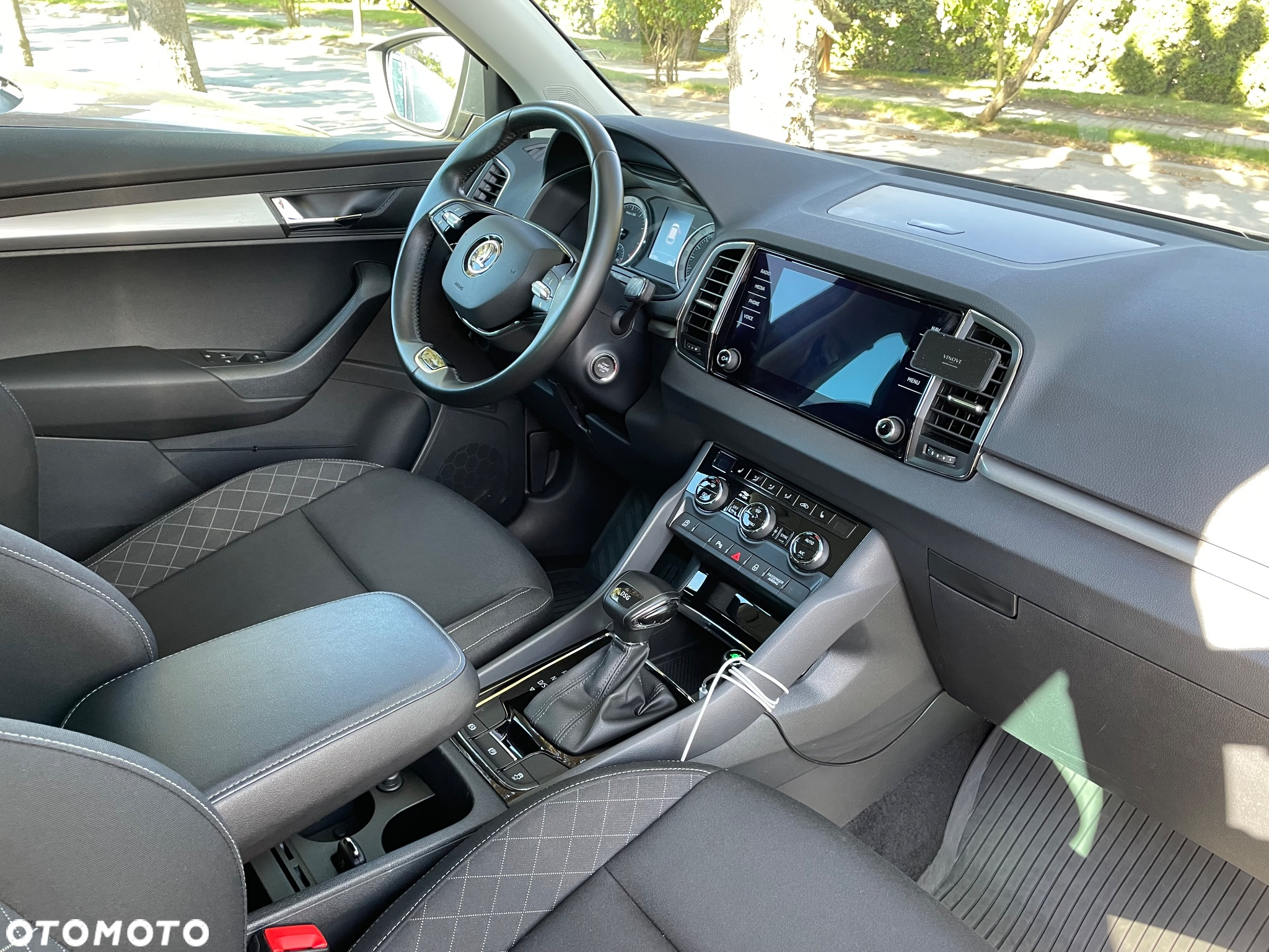 Skoda Karoq 1.5 TSI ACT 4x2 Ambition DSG - 13