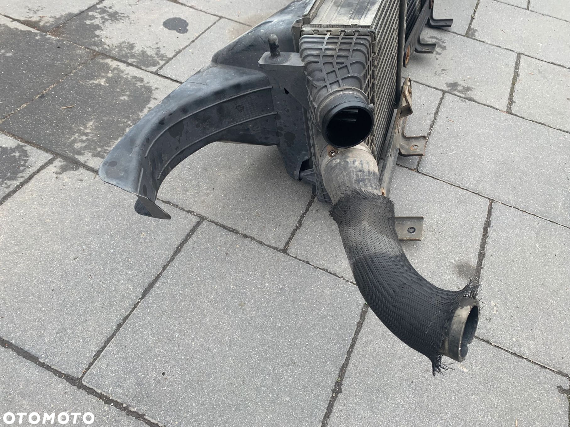 INTERCOOLER CHŁODNICA POWIETRZA LEWA PRAWA MASERATI GHIBLI III 3.0D - 4