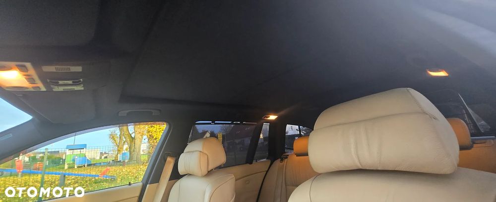 BMW Seria 5 530i - 14