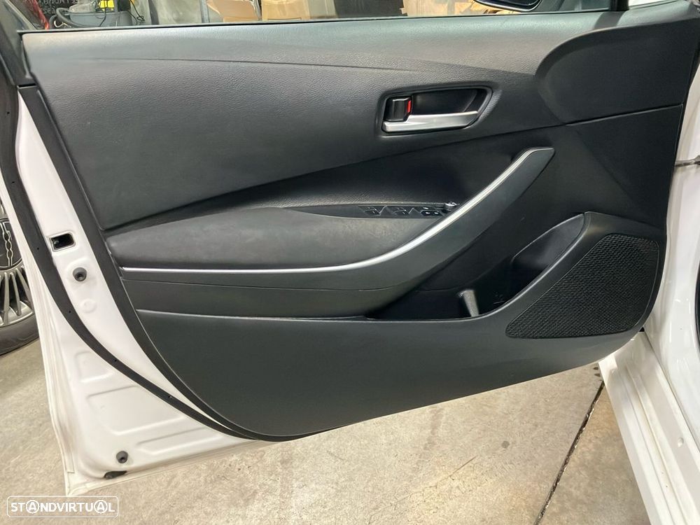 Toyota Corolla - 18