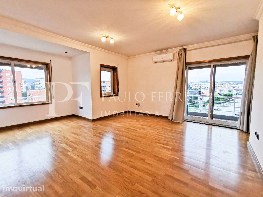 Apartamento T2+1 no centro de Famalicão - Grande imagem: 3/18