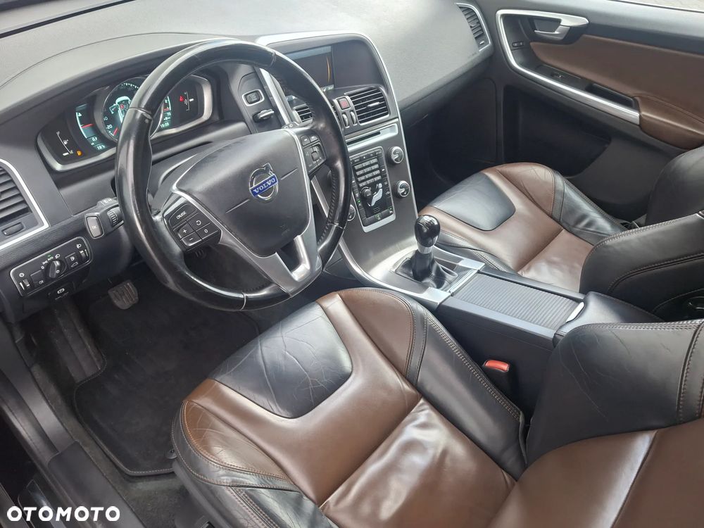 Volvo XC 60 D3 Edition Pro - 32