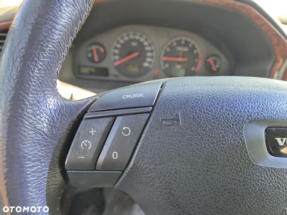 Volvo S60 2.4 Premium - 22