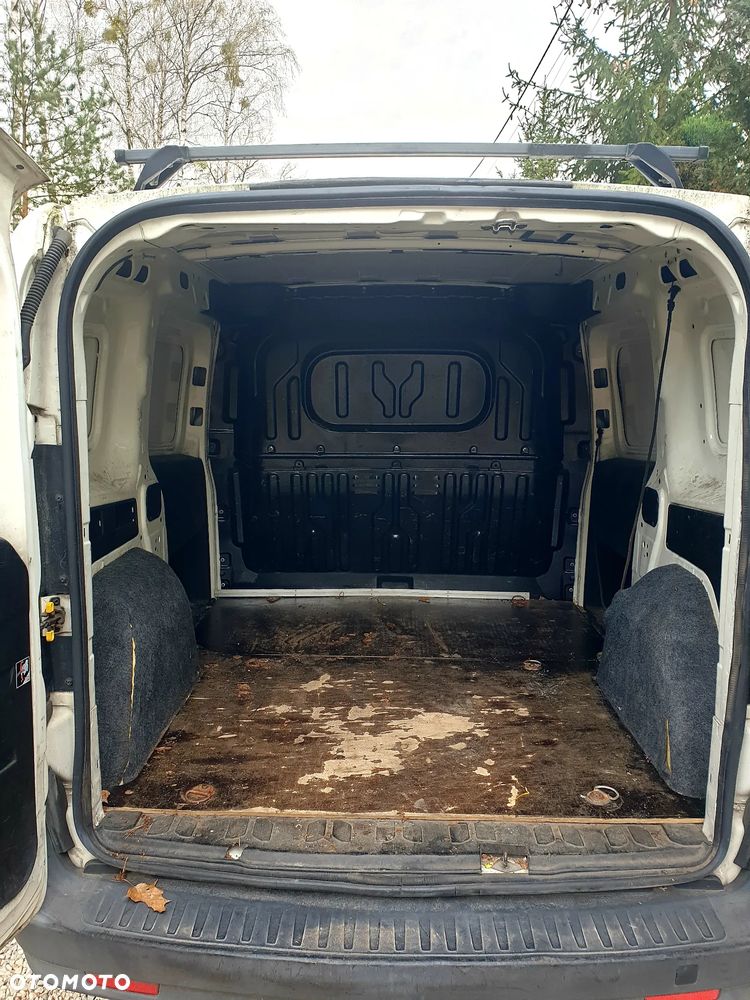 Fiat Doblo - 8