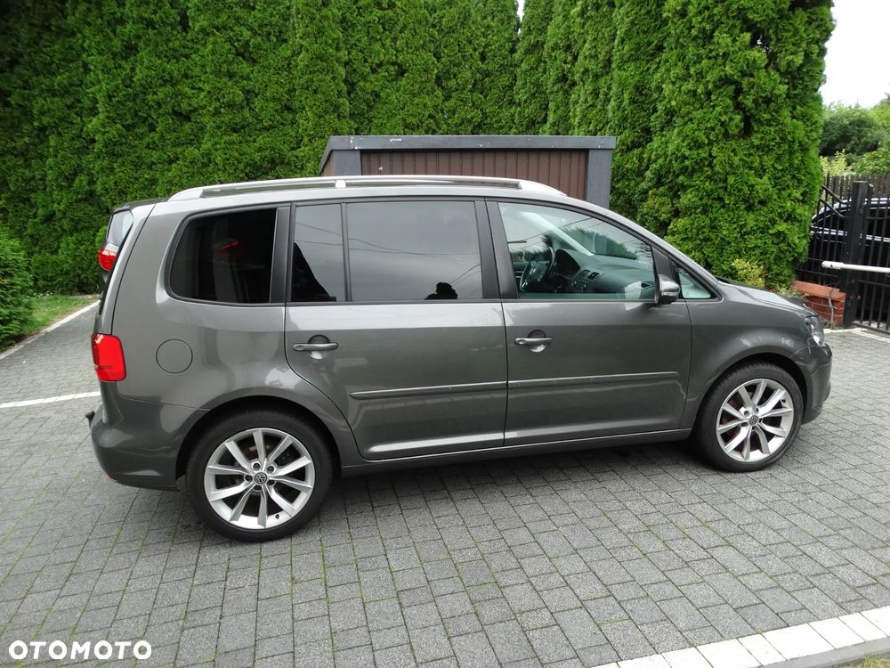 Volkswagen Touran - 6