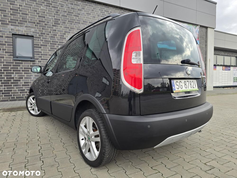 Skoda Roomster 1.6 TDI DPF Scout PLUS EDITION - 10