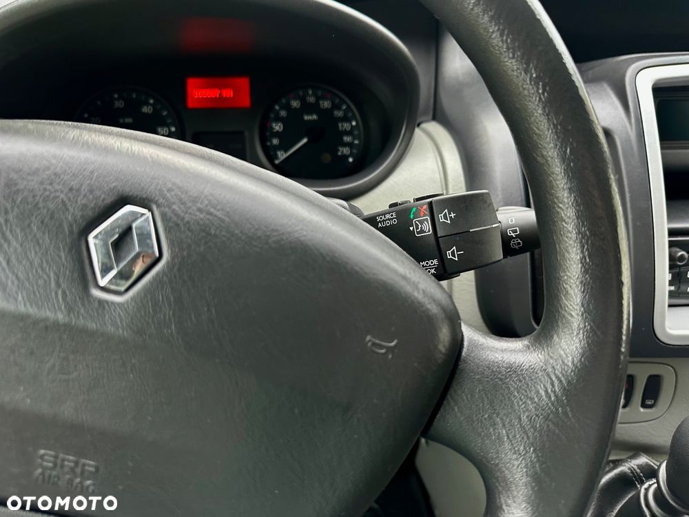 Renault Trafic - 9