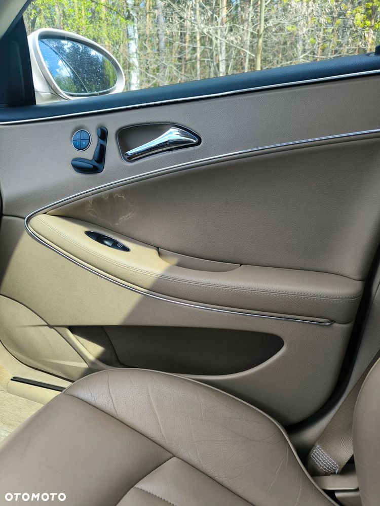 Mercedes-Benz CLS 500 - 15