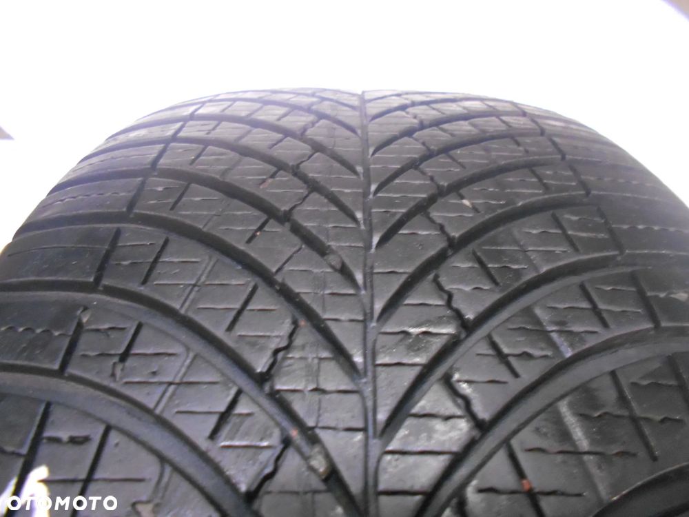 OPONA POJEDYNKA 225/50R18 GOODYEAR VECTOR 4SEASONS GEN-3 DOT 4220 7.5MM - 2