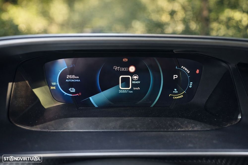 Peugeot e-2008 50 kWh Allure - 9