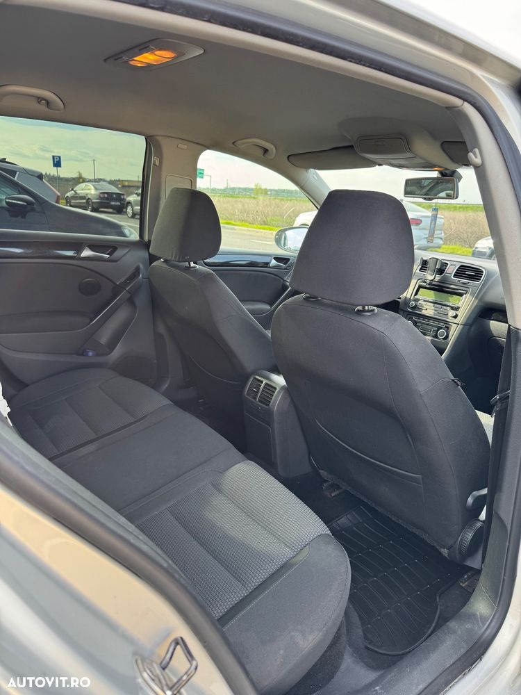 Volkswagen Golf 2.0 TDI Comfortline - 6