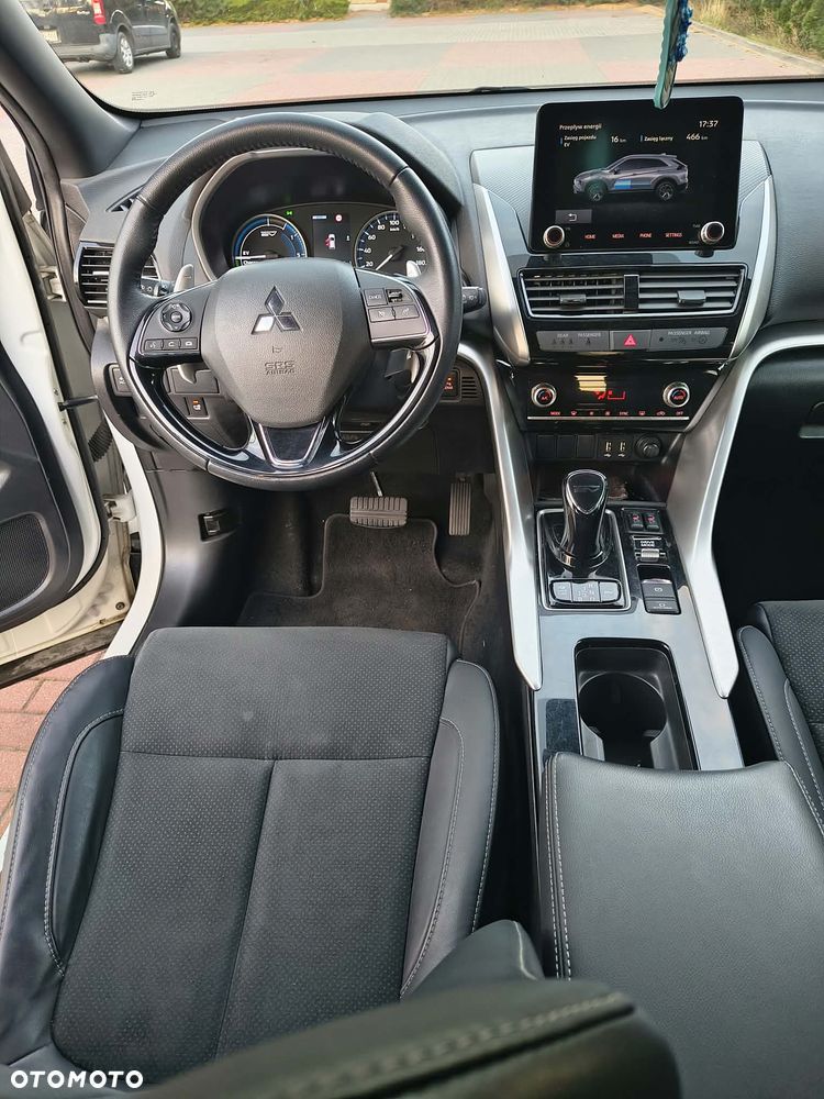 Mitsubishi Eclipse Cross - 9