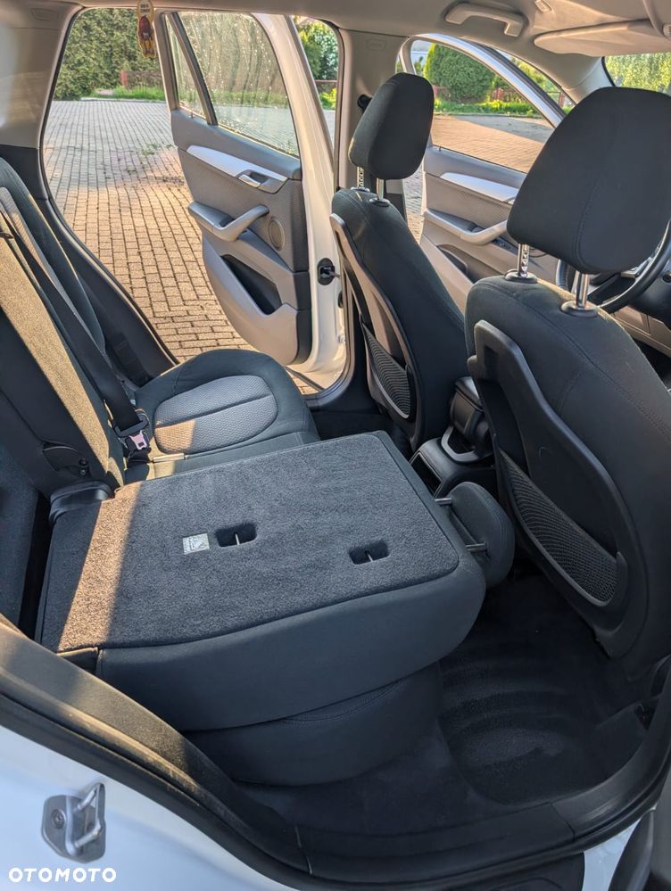BMW X1 sDrive18d Advantage - 37