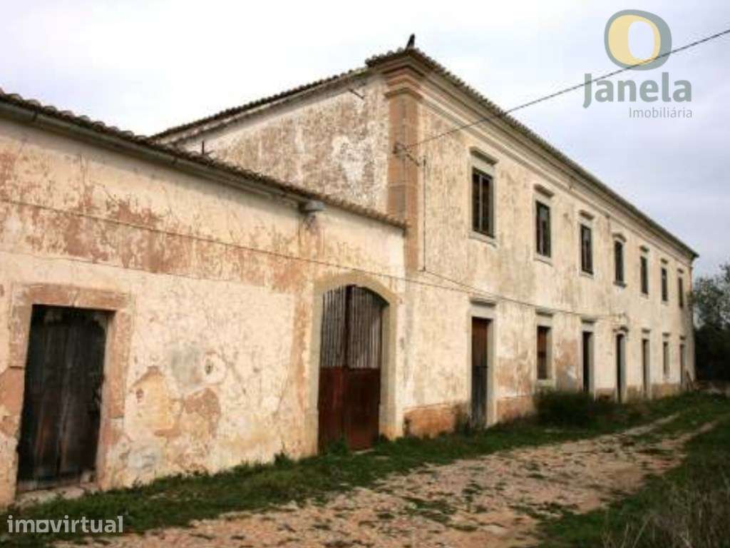 Extraordinária casa senhorial do Séc. XIX - Grande imagem: 4/12