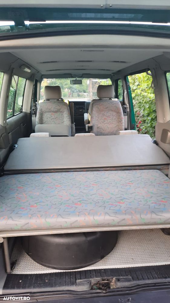 Volkswagen Multivan - 8