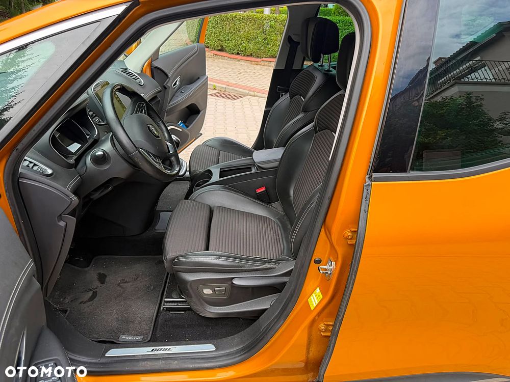 Renault Scenic ENERGY TCe 130 BOSE EDITION - 10