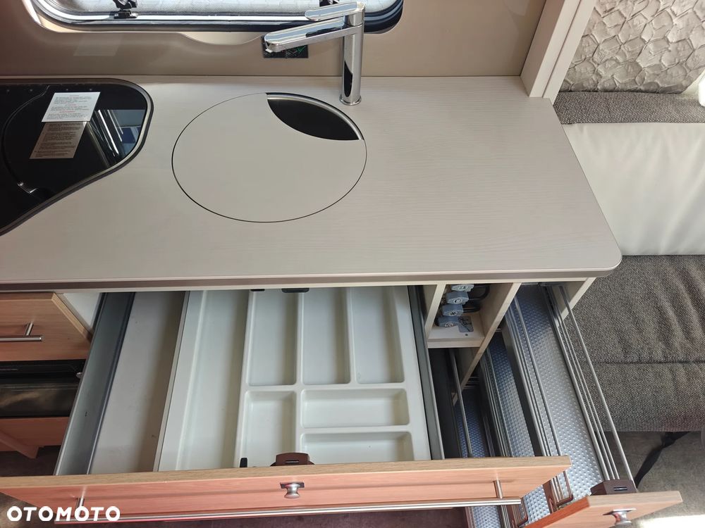 Dethleffs Nomad 650 RQT - 33