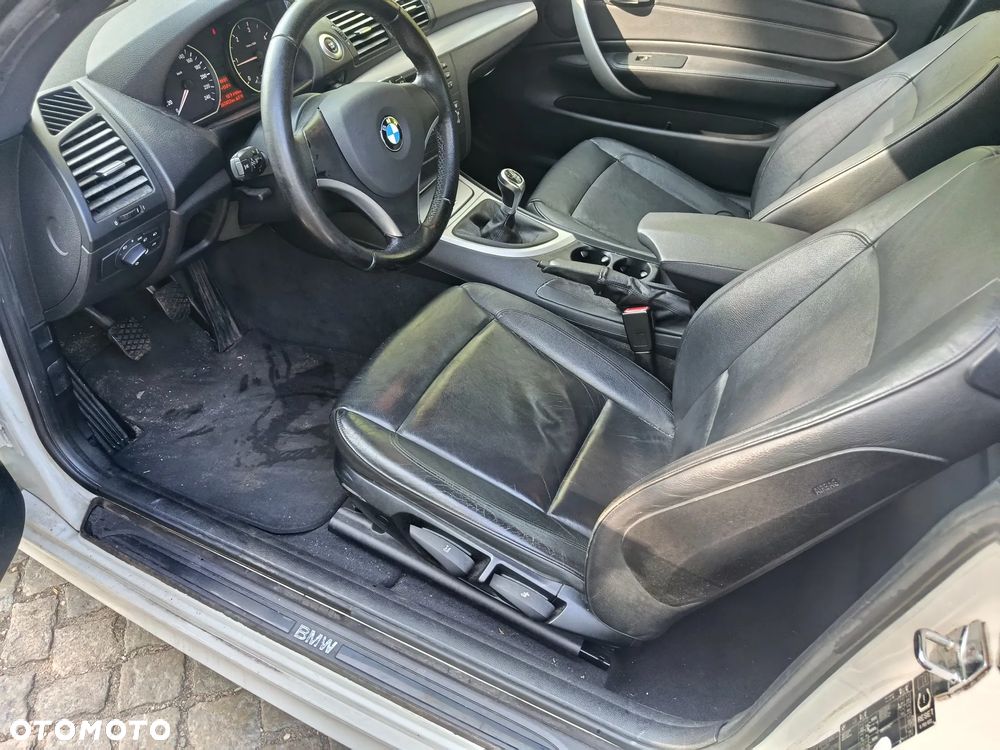 BMW Seria 1 118d - 9