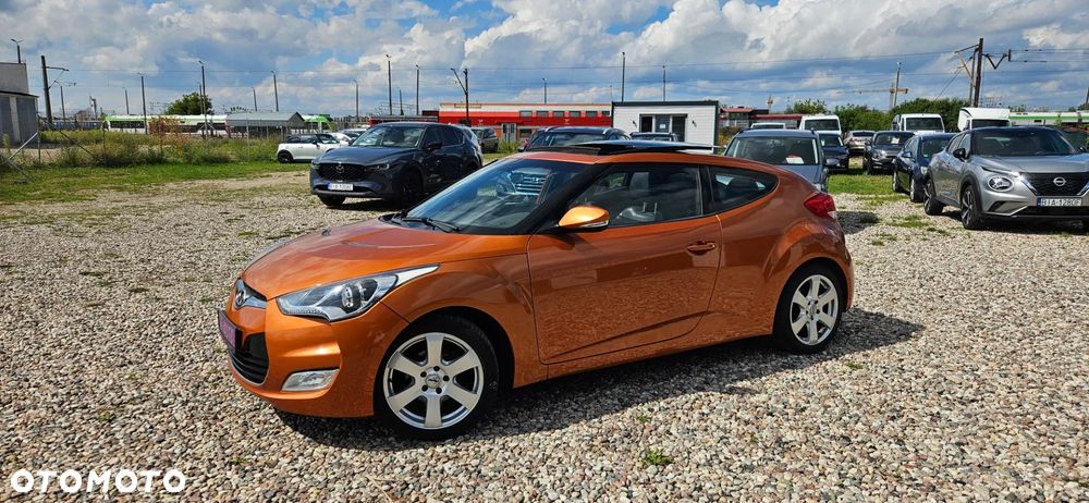 Hyundai Veloster - 10