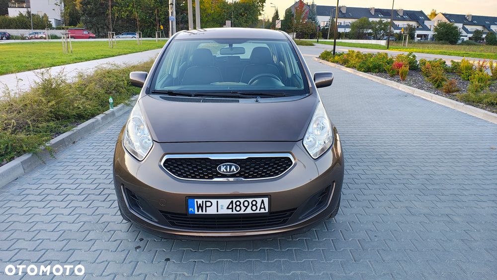 Kia Venga - 6