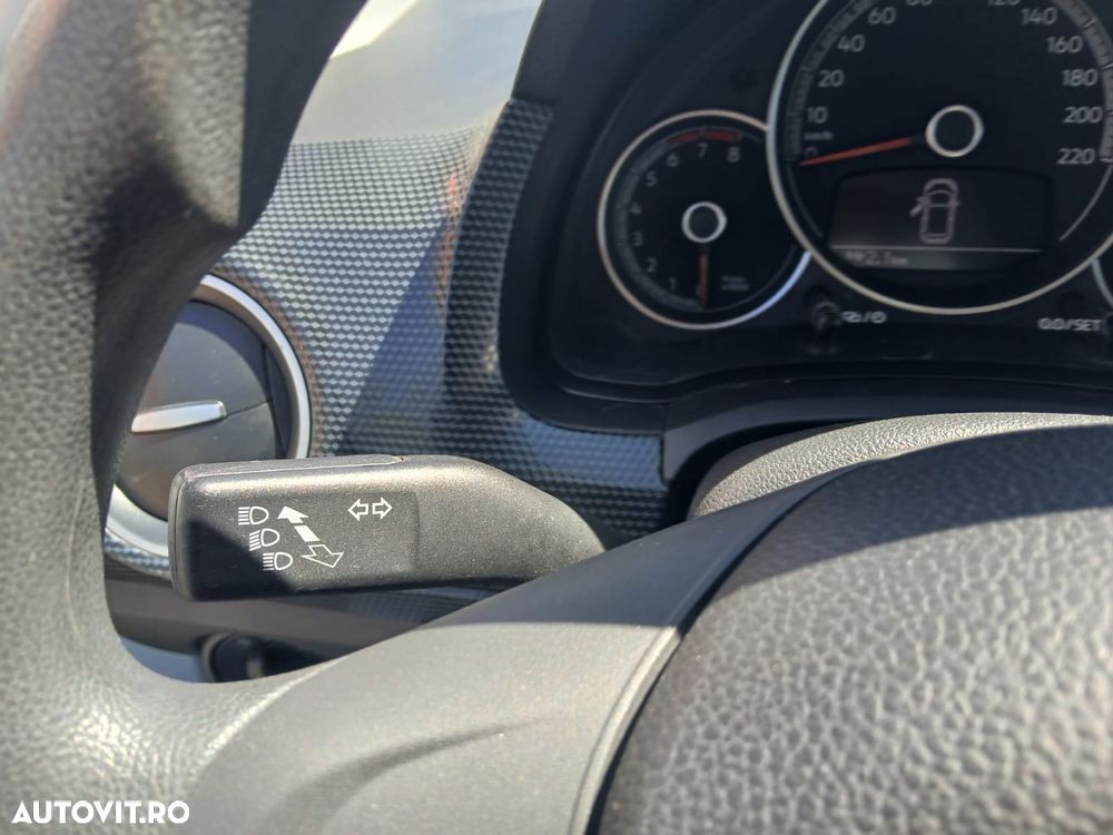 Volkswagen up! 1.0 MPI Move - 16