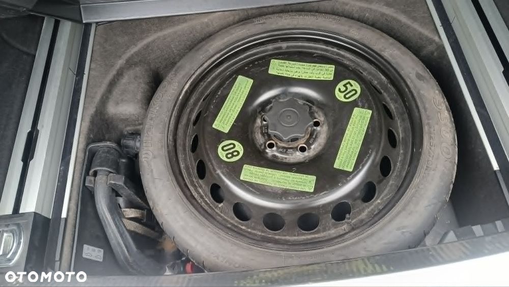 Audi A4 Avant 2.0 TDI Quattro S tronic - 23
