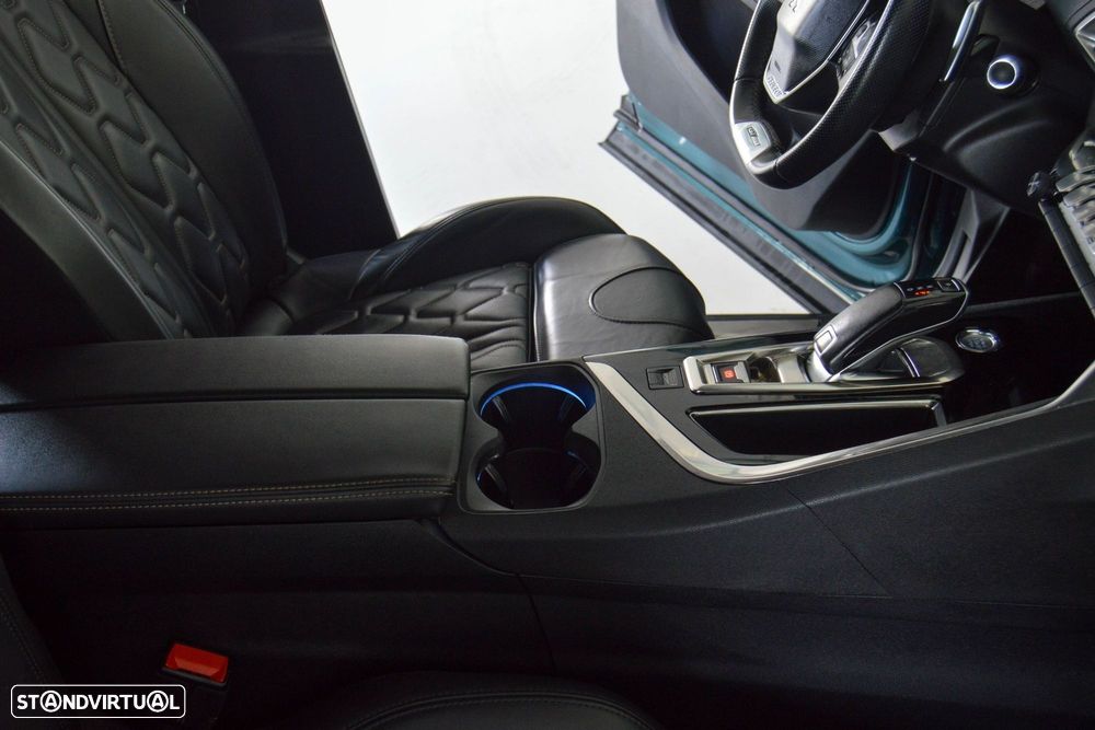 Peugeot 5008 1.5 BlueHDi GT Line EAT8 - 48