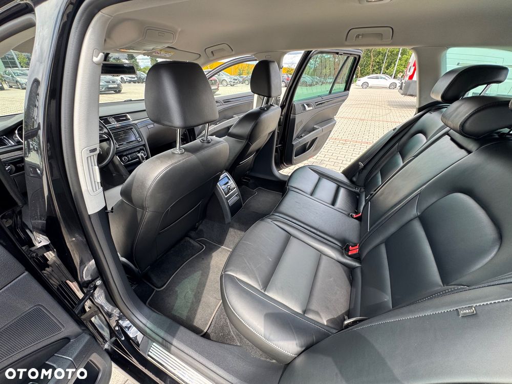 Skoda Superb 2.0 TDI Elegance DSG - 15