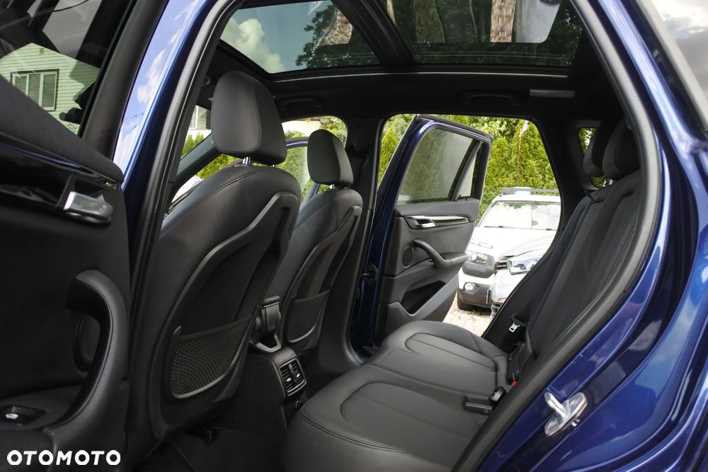 BMW X1 xDrive25i xLine sport - 9