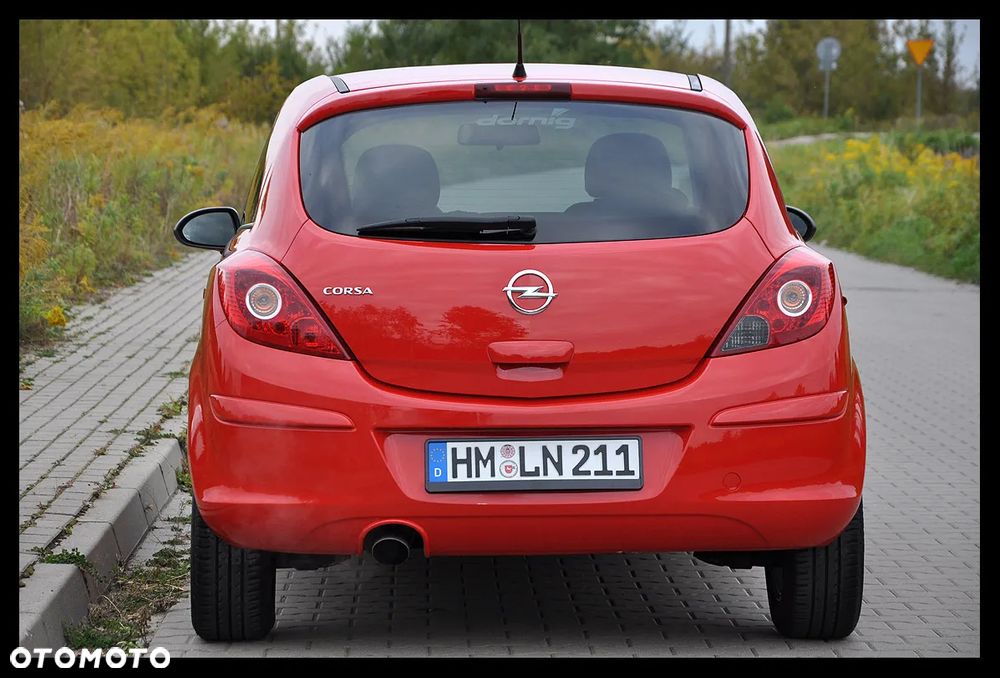 Opel Corsa 1.4 16V Satellite - 8