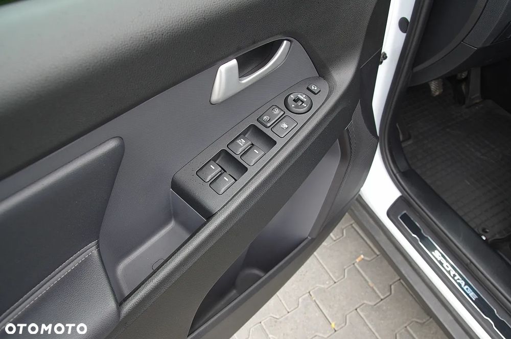 Kia Sportage 1.6 GDI L Business Line Plus 2WD - 19