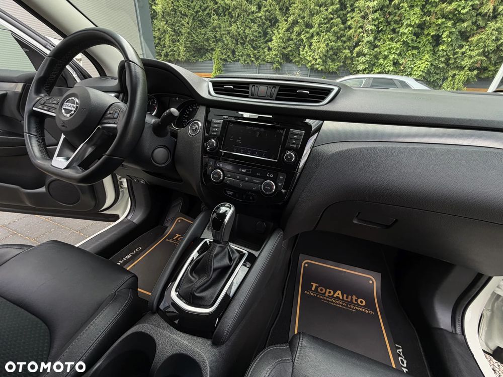 Nissan Qashqai 1.3 DIG-T DCT TEKNA - 16