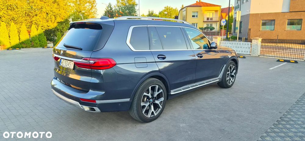 BMW X7 xDrive30d - 11