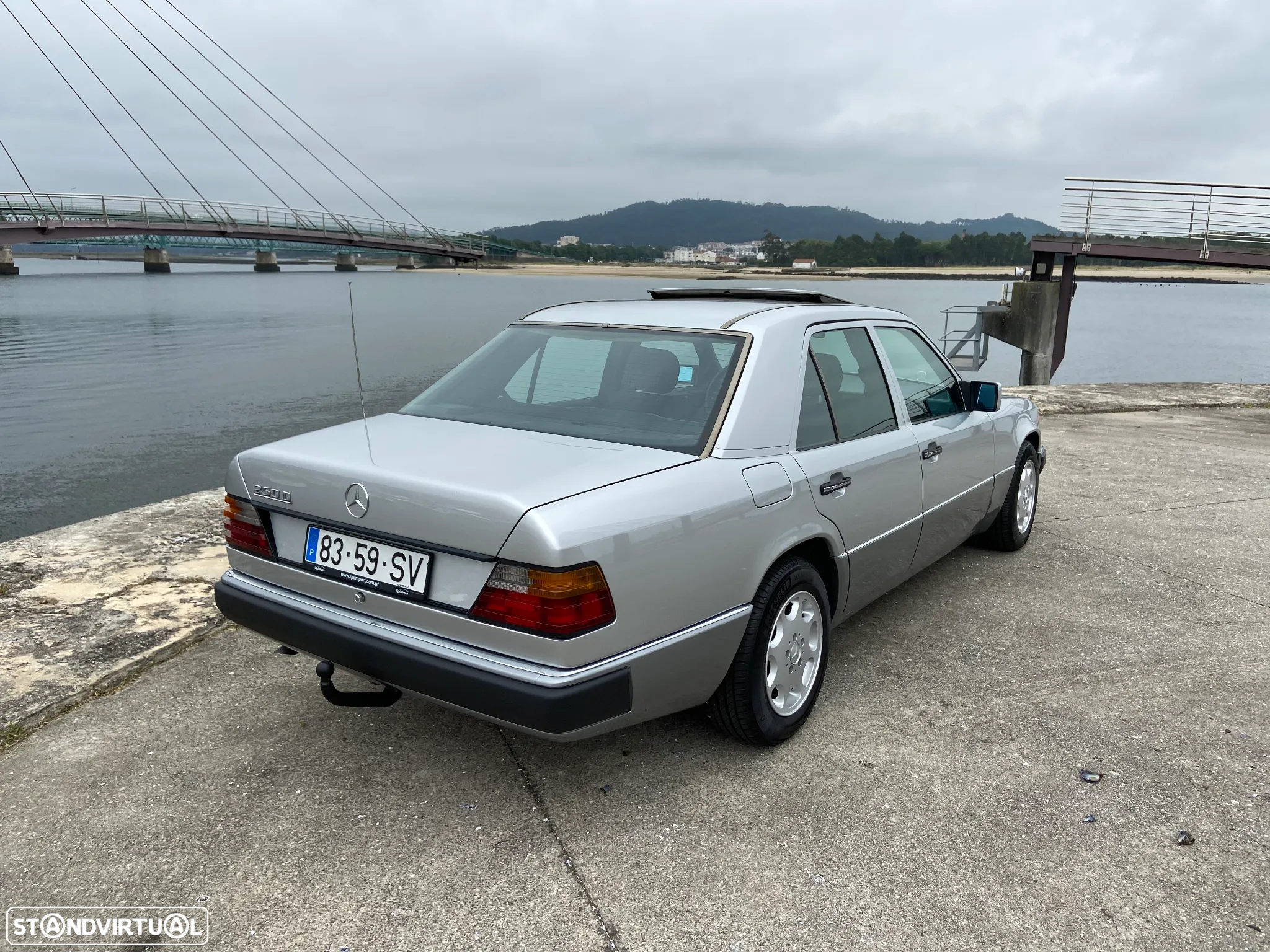 Mercedes-Benz 250 D - 5