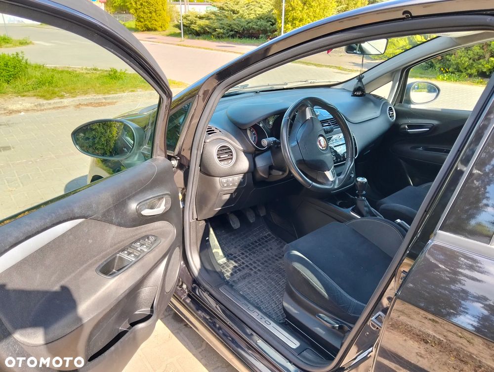 Fiat Punto 1.4 Easy S&S - 10