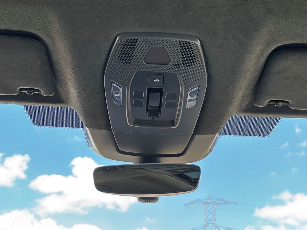 Porsche Macan - 28