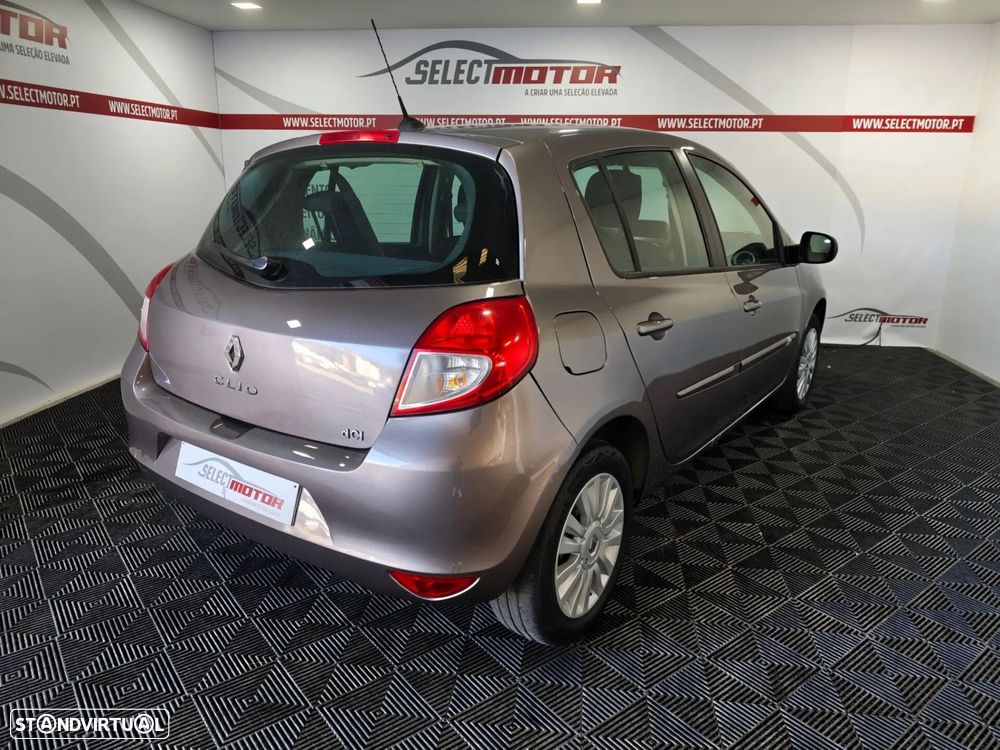 Renault Clio 1.5 dCi Confort 89g - 6