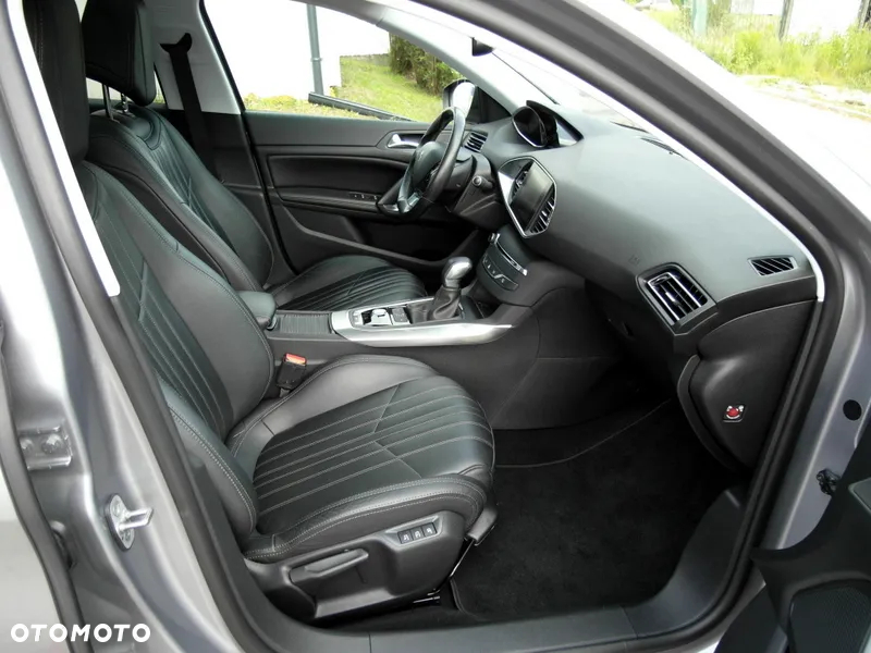 Peugeot 308 BlueHDi FAP 150 Stop&Start Automatik Allure - 18