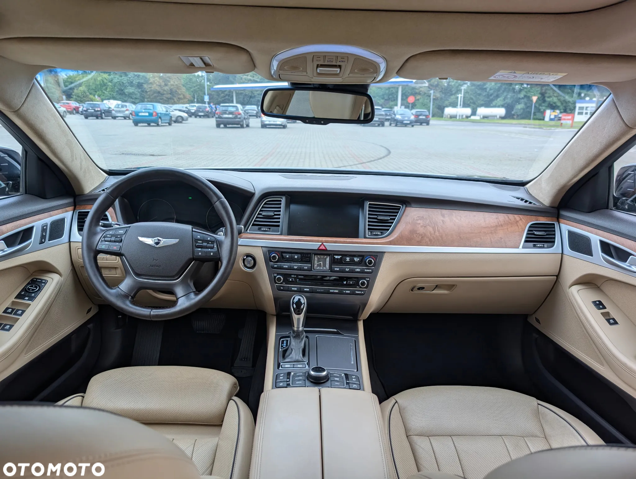 Hyundai Genesis 3.8 V6 GDI - 24
